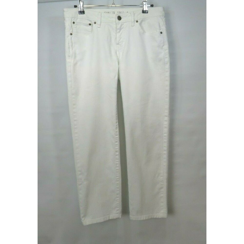 Pants white capri by Jennifer Lopez size 2